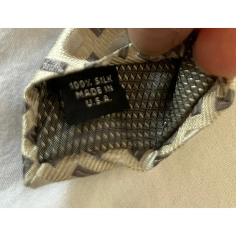 Bruno‎ Piattelli 100% Silk Tie Cream Beige Gray Geometric Made in USA